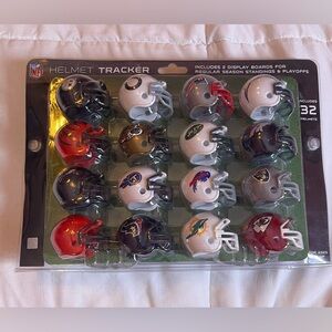NFL Riddell Pocket Pro Helmet Tracker Set (32 Pieces)